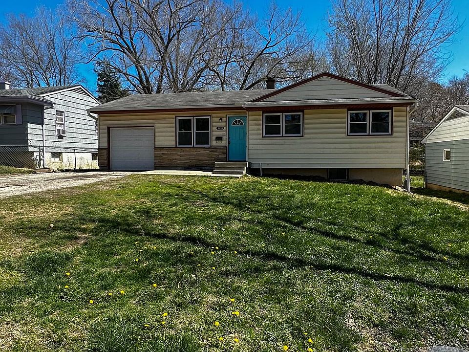 1st image of 8209 Flora Ave