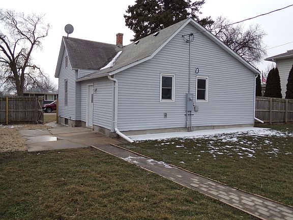4th image of 1810 7th St