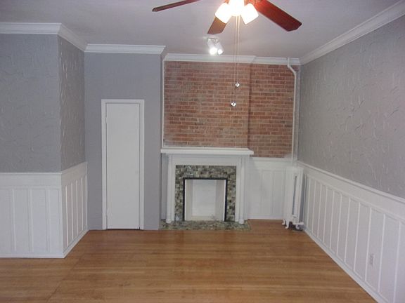 3rd image of 220 Lexington Ave #6