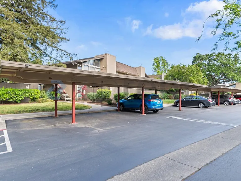 51 Massolo Dr #C — Photo 6