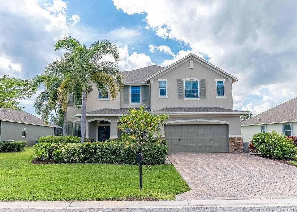 1st image of 744 SW Sun Cir