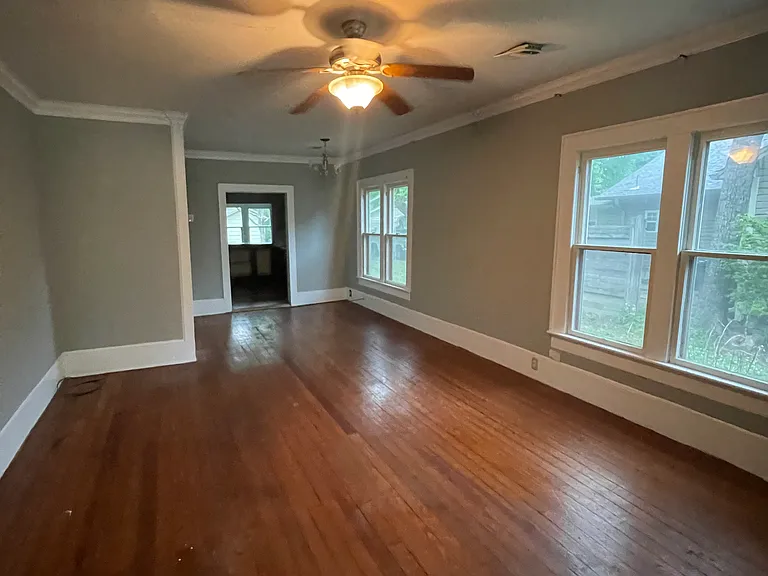 1519 Lamar Pl — Photo 4