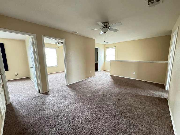 813 Draco Dr — Photo 10