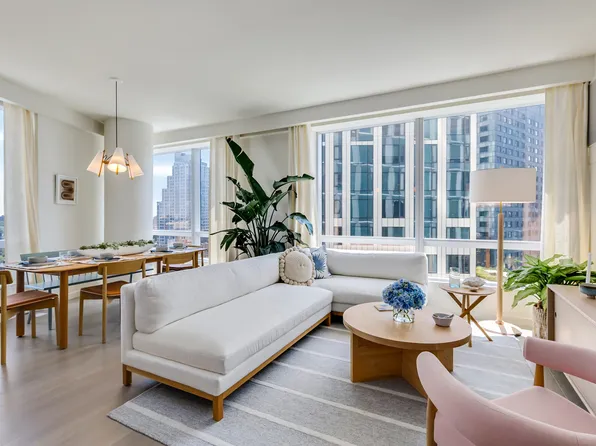 1 City Point image 3 of 25