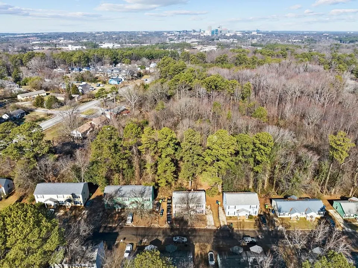 Building Photo - Hilltop Townes