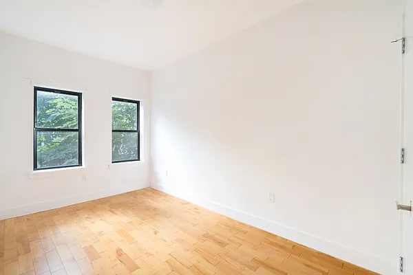 Rented by Compass | media 16