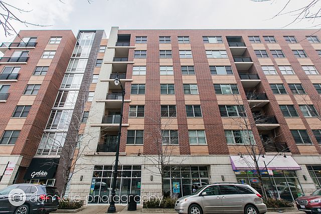1st image of 873 N Larrabee St #Pk-5