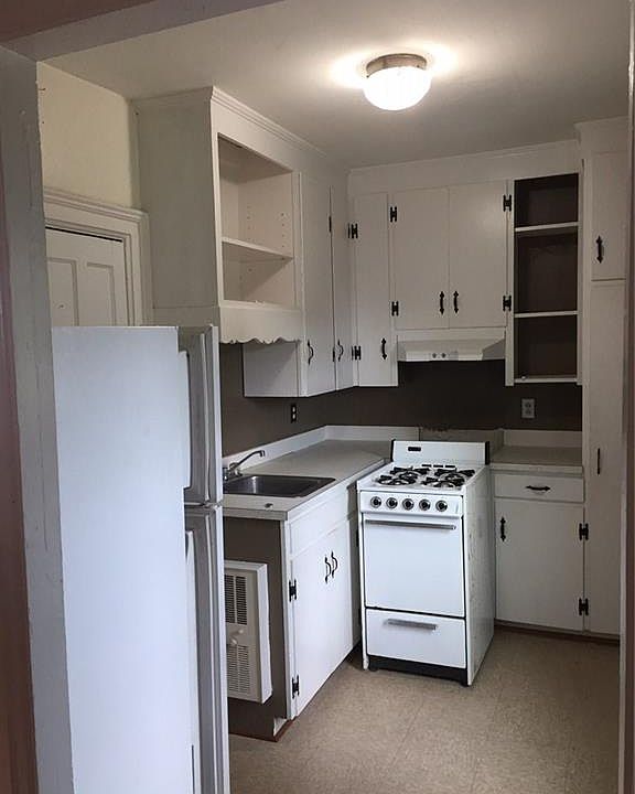 2nd image of 7852 Hamilton Street Ext