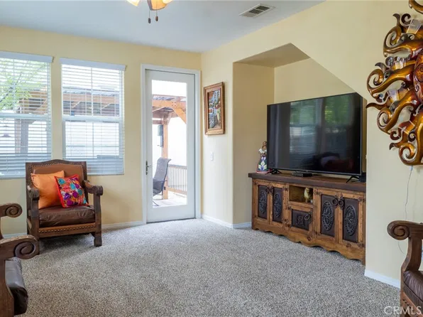 31771 Avenida Del Sol, Castaic, CA 91384