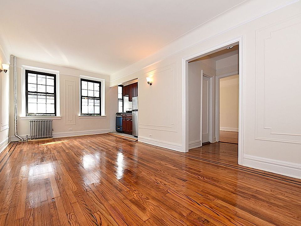 1st image of 2590 35th St APT 2C