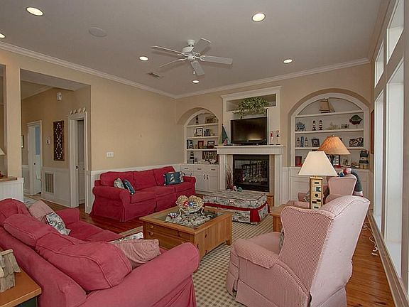 5th image of 13919 San Domingo Dr