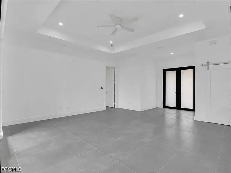 11153 Carnegie Ave — Photo 7