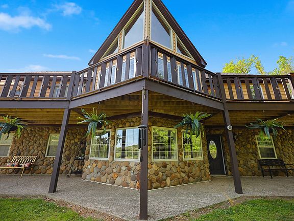 5th image of 60 Crooked Hill Rd