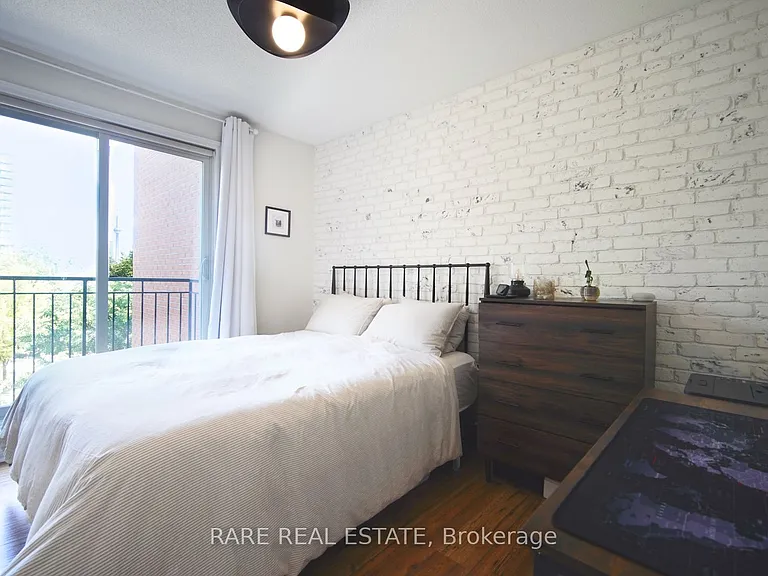 50 Joe Shuster Way #220 — Photo 11