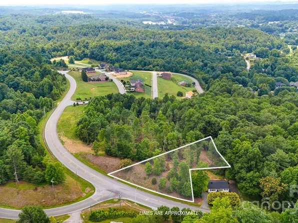 McClean Drive Ext #3, Lenoir, NC 28645