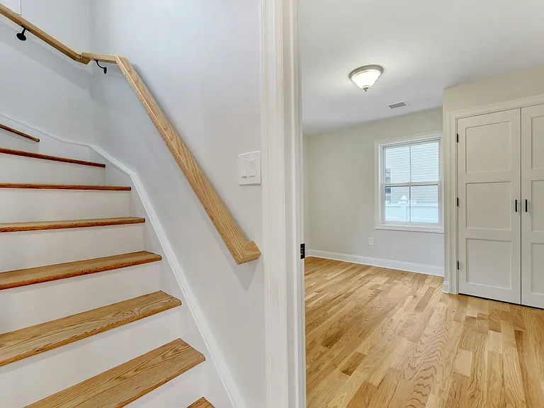 134 Johnson Ave — Photo 18