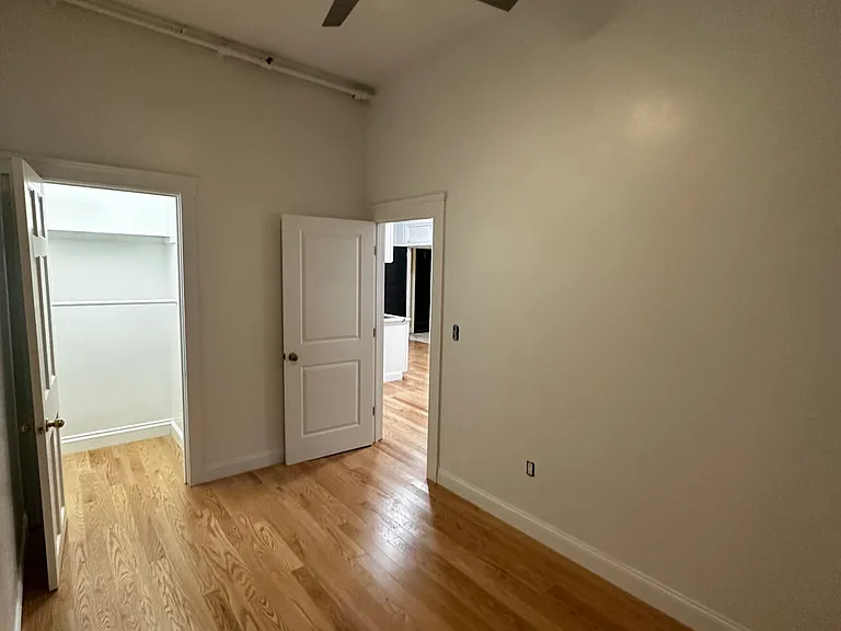 45 Westland Ave #20 — Photo 4