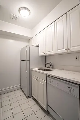 Rented by Keller Williams NYC | media 15
