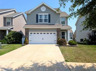 3333 Charlestowne Crossing Dr, Saint Charles, MO 63301