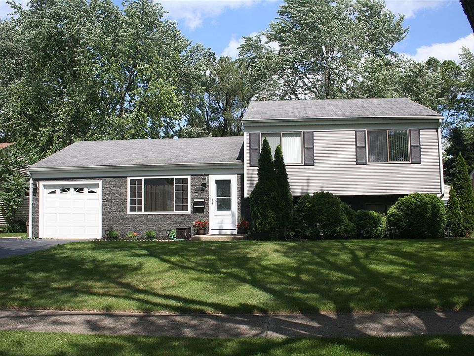 1st image of 1117 Blakely St