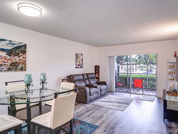 5th image of 1101 Hillcrest Ct APT 110