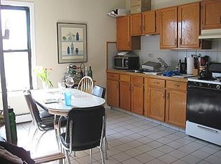 1106 Cambridge St #1, Cambridge, MA 02139