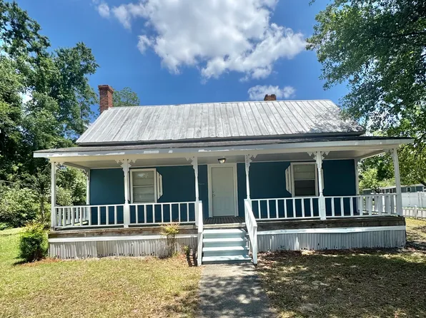 205 E Brumby Ave, Reidsville, GA 30453