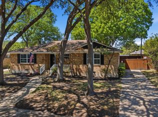 8415 Sweetwater Dr, Dallas, TX 75228
