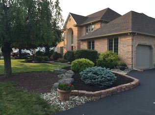 4612 Nicole Ln, Bethlehem, PA 18017