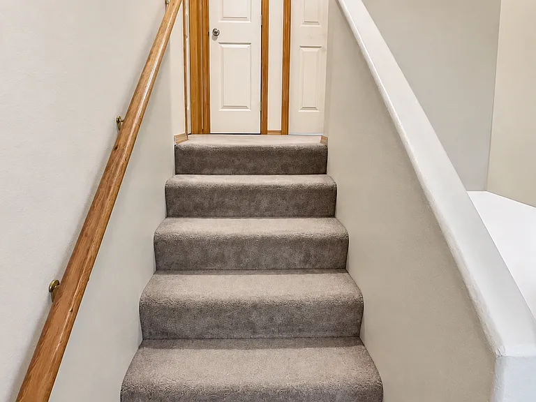 11945 SE Holgate Blvd #10 — Photo 5
