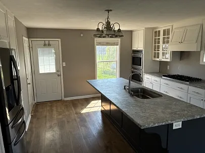3 bed, 1244 sqft, $1,500 — Photo 2