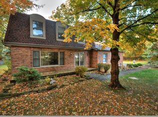 5554 Miller Rd, Brecksville, OH 44141