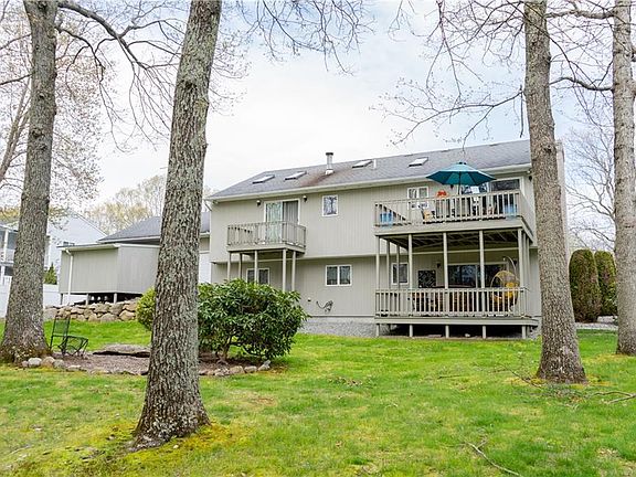 4th image of 45 Lincoln Dr