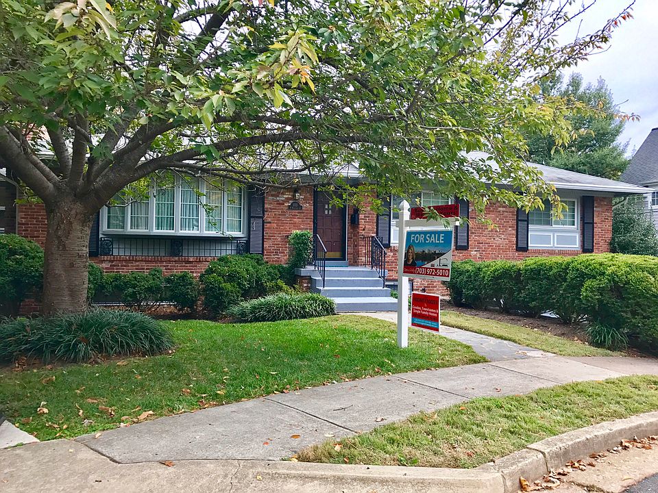 1st image of 3715 N Wakefield St