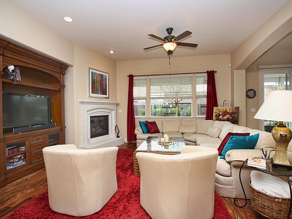 5th image of 2077 Tracy Ct
