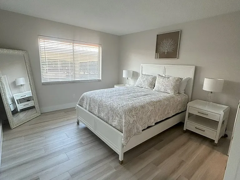 3000 Gulf Shore Blvd N #104 — Photo 11