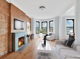590 10th St APT 3, Brooklyn, NY 11215