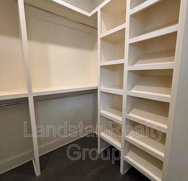 6411 Moonseed St — Photo 35