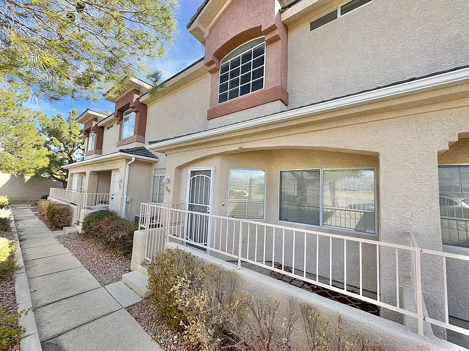 1249 Nevada Sky St