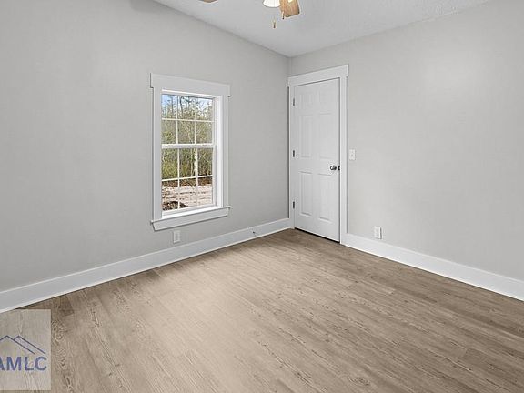 5th image of 1795 Wilkinson Rd NE