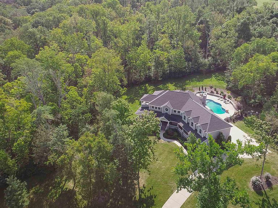 1st image of 2275 Bleu Yacht Ln