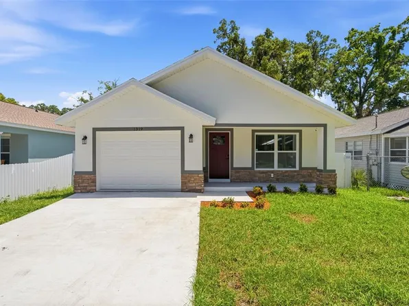 1319 E Church St, Plant City, FL 33563