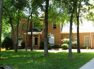 2906 Canterbury Ct, Murfreesboro, TN 37129