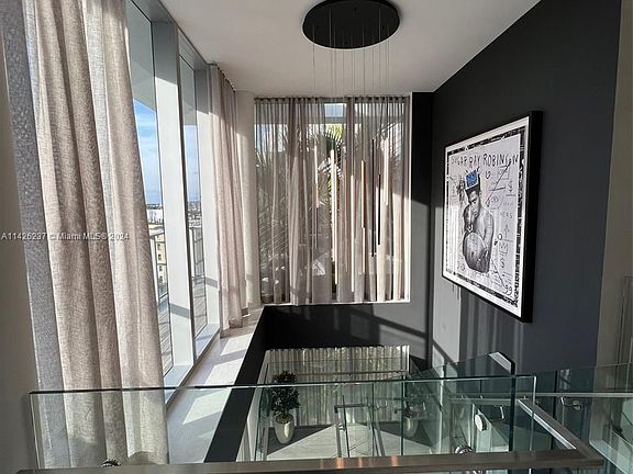 5th image of 851 NE 1st Ave #4