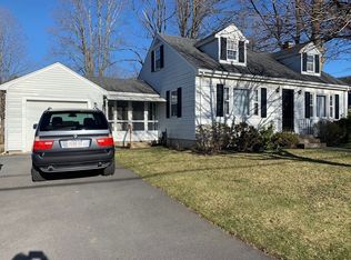 46 Central St, Southborough, MA 01745