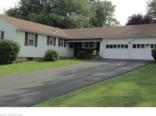 71 Ridge Crest Cir, Wethersfield, CT 06109