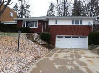 427 Saratoga Dr, Pittsburgh, PA