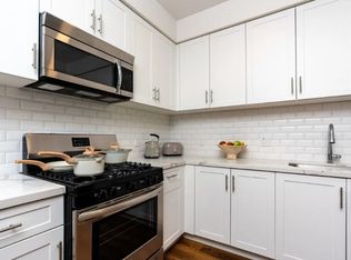 834 S Mariposa Ave #405, Los Angeles, CA 90005
