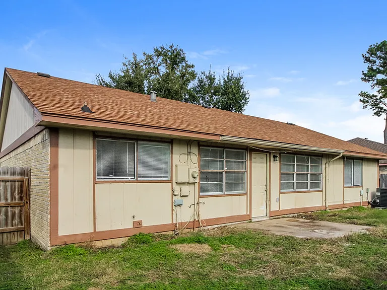 7342 Sonnet Glen Ln — Photo 14