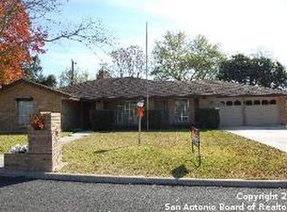 5918 Northgap St, Windcrest, TX 78239